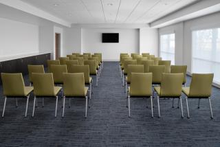 Holiday Inn Express & Suites - Elkhorn - Lake Geneva Area by IHG - Elkhorn - 2