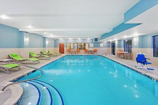 Holiday Inn Express & Suites Culpeper by IHG - Culpeper - 4
