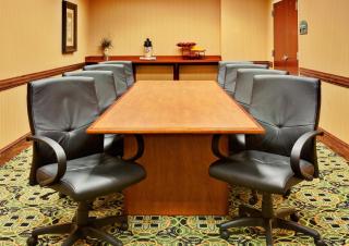 Holiday Inn Express Hotel & Suites Millington-Memphis Area by IHG - 3