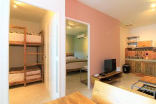 Queen Victoria Apartment Batam - Batam Center - 5