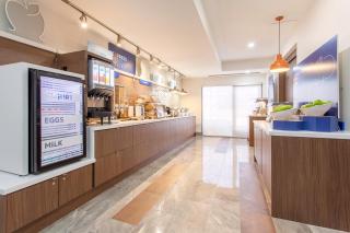 Holiday Inn Express & Suites Mississauga-Toronto Southwest by IHG - Mississauga - 4
