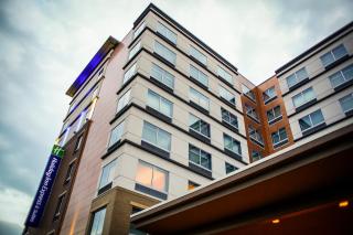Holiday Inn Express & Suites Downtown Louisville by IHG - Louisville - 0