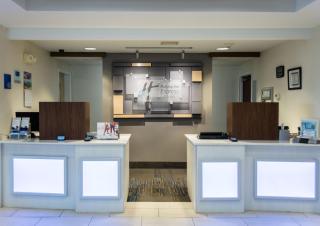 Holiday Inn Express Hotel & Suites Muskogee by IHG - Muskogee - 4