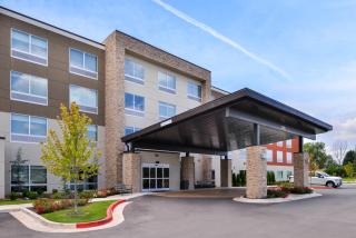 Holiday Inn Express & Suites - Siloam Springs by IHG - 1