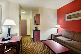 Holiday Inn Express & Suites Malvern by IHG - Malvern - 5