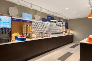 Holiday Inn Express Hotel & Suites McAlester by IHG - McAlester - 2