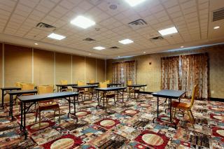 Holiday Inn Express Hotel and Suites - Odessa by IHG - Odessa - 1