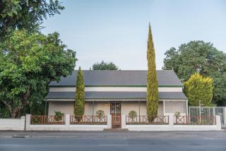 Leo Guest House - Robertson - 3