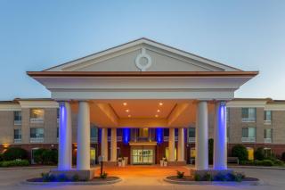Holiday Inn Express & Suites Vandalia by IHG - Vandalia - 2