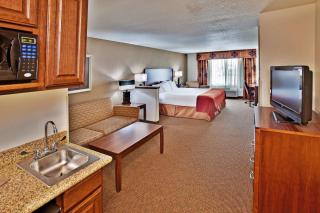 Holiday Inn Express Hotel & Suites - Dubuque West by IHG - Dubuque - 5