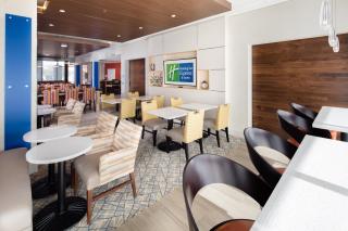 Holiday Inn Express East Peoria - Riverfront by IHG - Peoria - 7