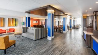 Holiday Inn Express East Peoria - Riverfront by IHG - Peoria - 4