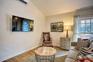 Walk to Main Street Eats Remodeled Saluda Apt - Saluda - 9