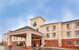 Holiday Inn Express Kansas City Liberty Missouri by IHG - Liberty - 0