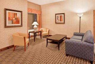 Holiday Inn Express Kansas City Liberty Missouri by IHG - Liberty - 4