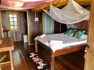 Beachfront Hut Downstairs Astra - Beach Shack Chalet - Ilha Tioman - 5