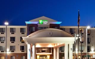 Holiday Inn Express Hotel & Suites Biloxi- Ocean Springs by IHG - Ocean Springs - 5