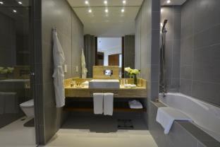 Fraser Suites Diplomatic Area Bahrain - 1