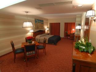 Hotel Divinus - 7