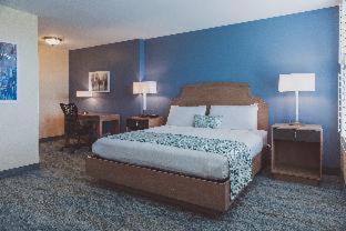 The Parkview Hotel - 9