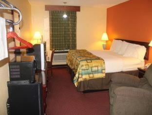 Douglas Inn & Suites - 4