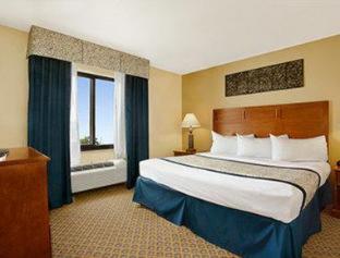 Roosevelt Grand Dakota SureStay Collection by Best Western - Dickinson - 9
