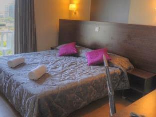 Carlton Hotel - 2
