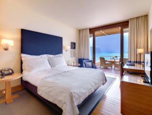 Amphitryon Hotel - 8