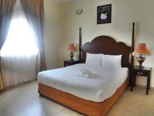 Sara Hotel Apartments - Ajman - 9