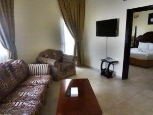 Sara Hotel Apartments - Ajman - 8