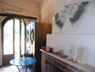 Arolithos Traditional Village Hotel - 7