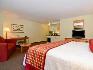 Best Western Plus Inn Scotts Valley - 3