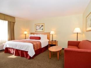 Best Western Plus Inn Scotts Valley - 2