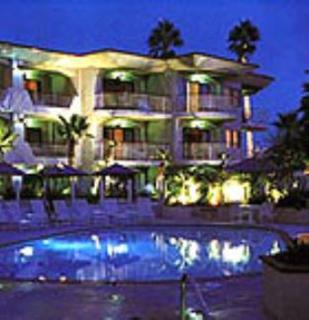 Pacific Terrace Hotel - 9