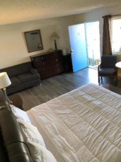 King Lodge Motel - 5