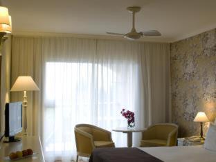 Pestana Village Garden Hotel - 8
