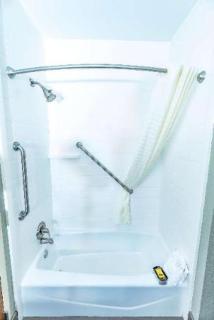 Best Western Plus Denton Inn & Suites - 1