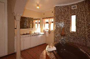 Beachcomber Bay Guest House In South Africa - Margate - 3
