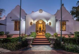 River Meadow Manor - 9