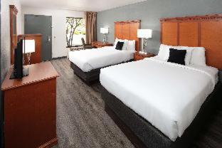 Red Lion Inn & Suites Deschutes River - Bend - 2