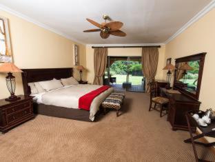 Premier Resort Mpongo Private Game Reserve - Macleantown - 4