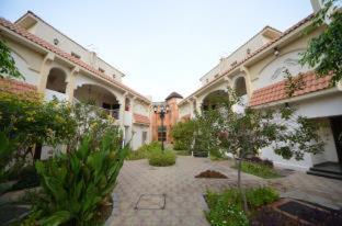 Sandy Beach Hotel & Resort - 5
