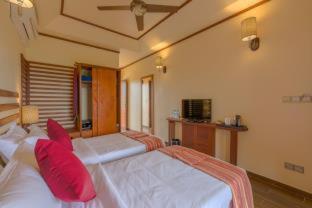 Araamu Hotels Maldives at Dhiffushi - Dhiffushi - 1