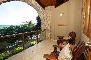 Coco de Mer Hotel and Black Parrot Suites - Grand'Anse Praslin - 2