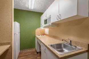 Extended Stay America Suites - Cleveland - Brooklyn - 9