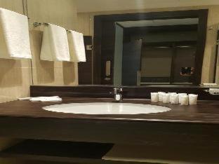 M Hotel Makkah by Millennium - Mekka - 8