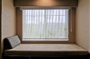 Best Western Plus Woodstock Inn & Suites - 7