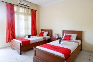 RedDoorz Plus near Stadion Wijaya Kusuma - Cilacap - 9