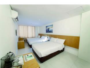 Ocean Suites Bohol Boutique Hotel - 2