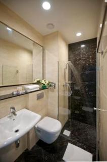 V Hotel Lavender - 4